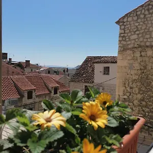Smile , Split Croatia